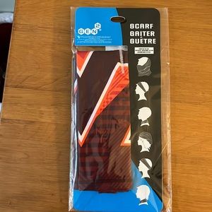 Virginia Polytech Institute and State University gater/scarf. NWT